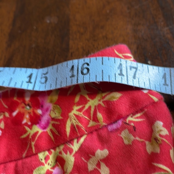 Fourteen Thirty One 1431 Floral Shorts - Picture 6 of 9